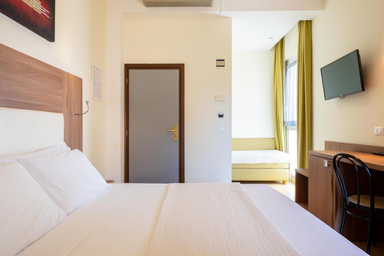 Hotel City Rimini Exterior foto